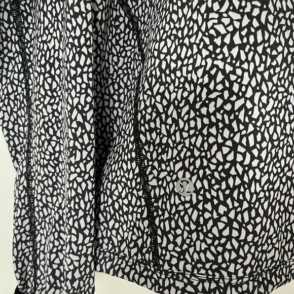 lululemon reversible running jacket - Picture 4 of 5